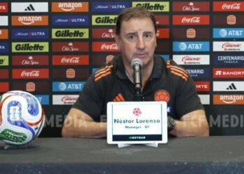 Néstor Lorenzo llega a Colombia tras las derrotas: el reto de recomponer el camino al Mundial 2026